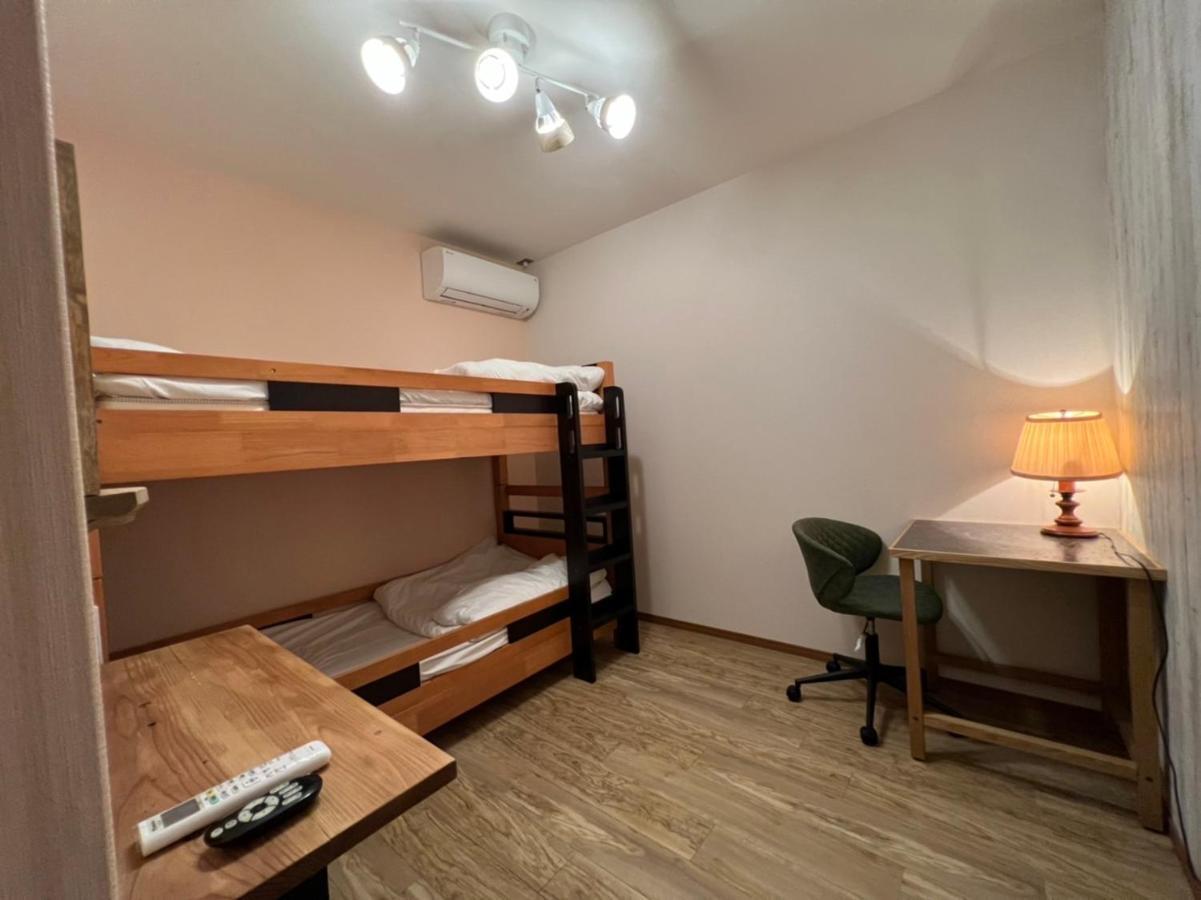 Naoshima Backpackers Guesthouse Bagian luar foto