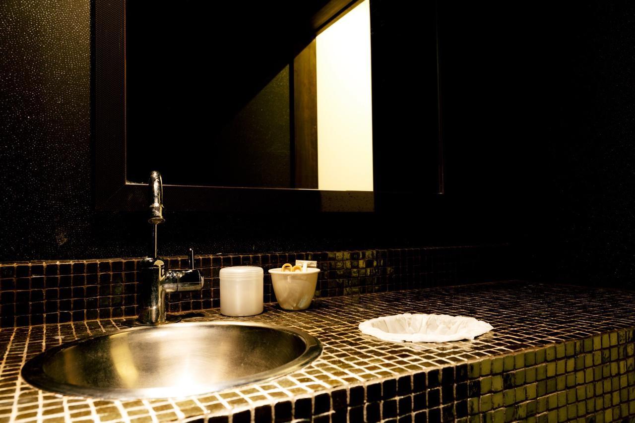 Naoshima Backpackers Guesthouse Bagian luar foto